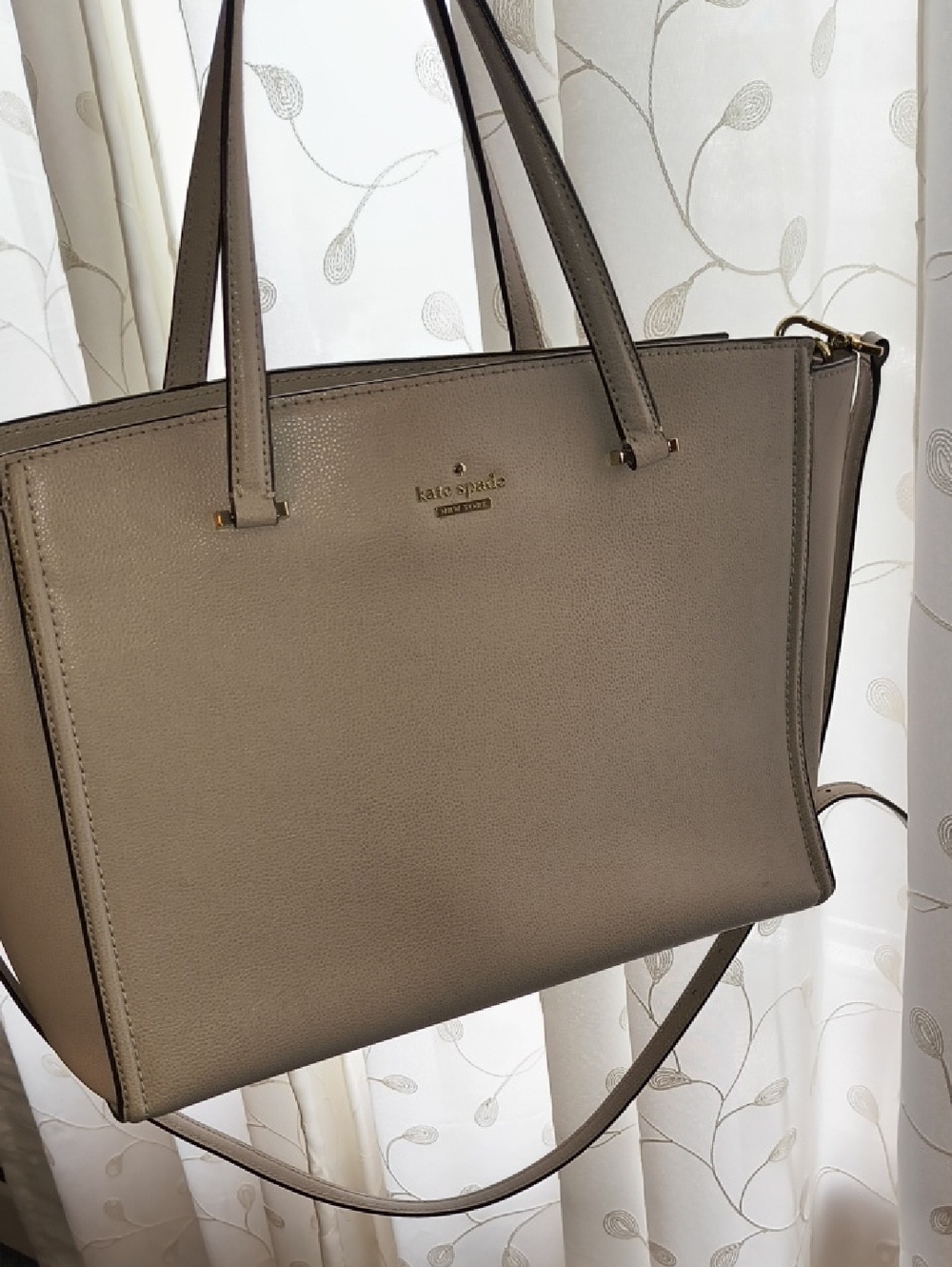 Kate Spade - Picture 2 of 4